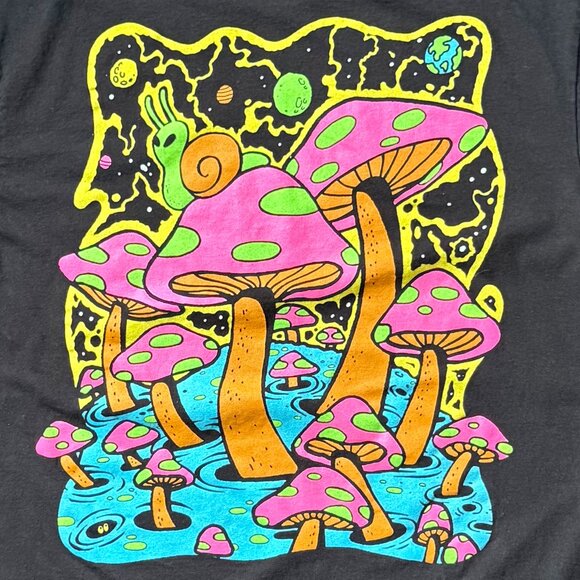 a.lab "Trip On" T-Shirt - Size L - Picture 4 of 7